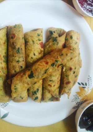 मेथी के थेपले (Methi Ke Theple recipe in Hindi) रेसिपी मुख्य फोटो