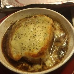 A picture of Scain's French Onion Soup.