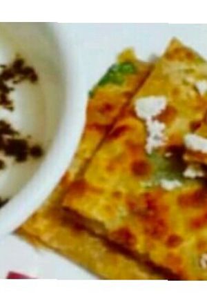 A picture of Healthy Spinach Paneer Parantha.