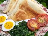 Sarapan roti bakar komplit dan mengenyangkan