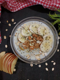 ओटमील (Oatmeal recipes in hindi) रेसिपी मुख्य फोटो