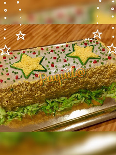Una foto de ⭐️Pastel Navideño de Atún con Alioli de ajo negro ⭐️