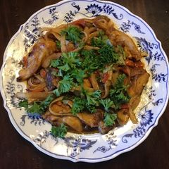 A picture of California Farm Chicken Pasta.