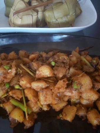 Langkah Gampang Membikin Resep Resep Sambal Goreng Kentang Ati yang Enak Banget Anti Ribet, Lezat
