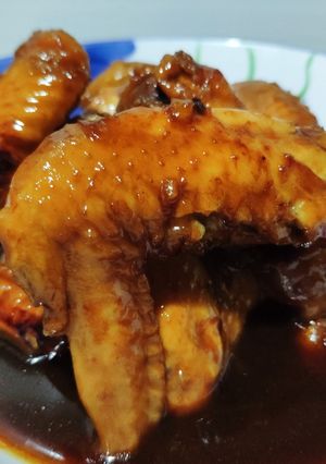 A picture of Chicken Wing *Coca-Cola*.