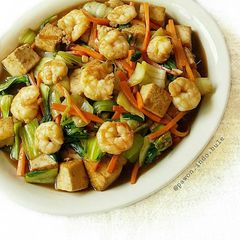 A picture of Tofu Shrimp Bokchoy Stir Fry in Ginger Sauce.