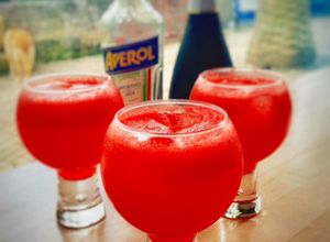 Foto principal de Cóctel Aperol Spritz con Sandía