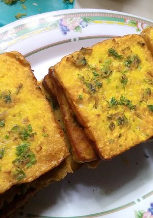 A picture of Bread besan toast.