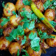 A picture of Sukha Aloo.