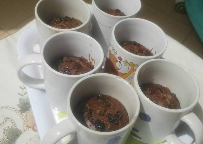 How to Make Any-night-of-the-week Chocolate banana loaf in a mug!