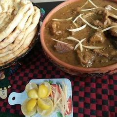 A picture of Chinioti mutton kunna😋🍲.