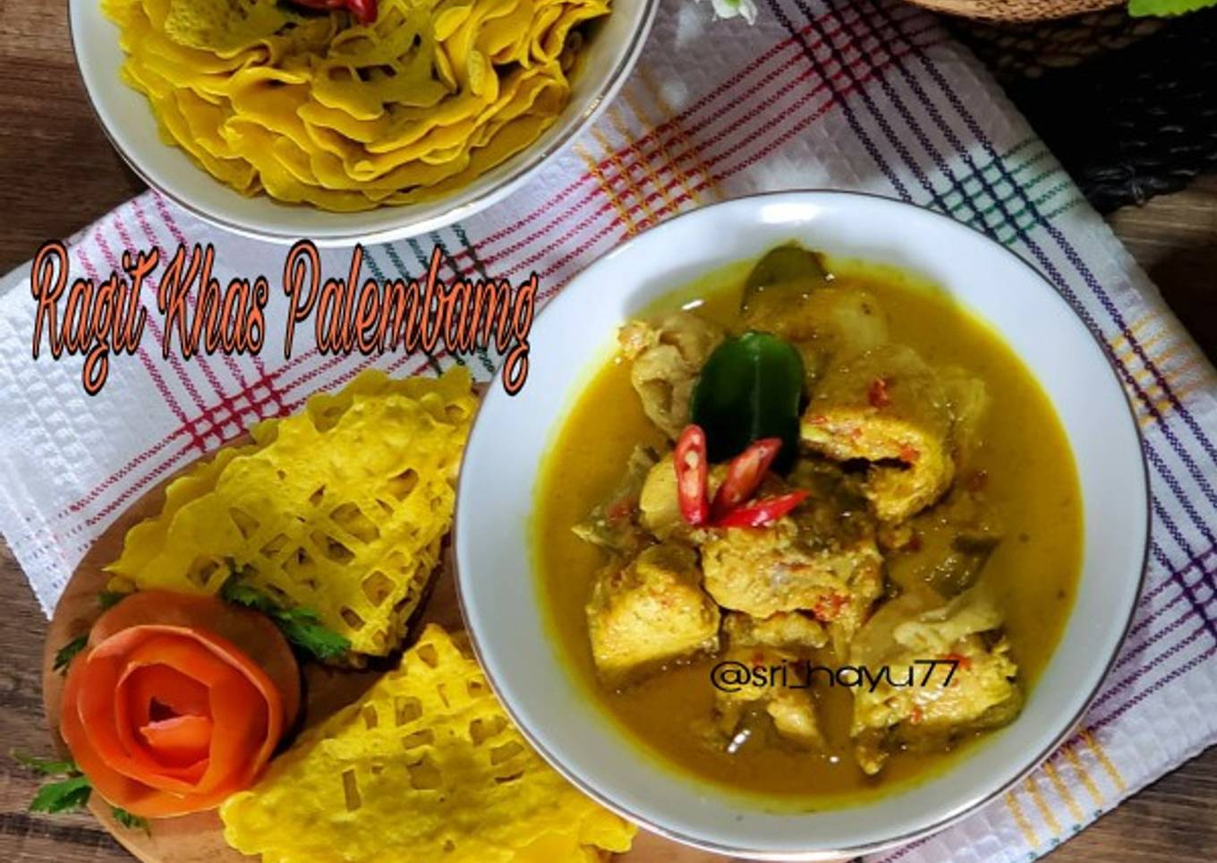 Ragit (kue jala) khas Palembang