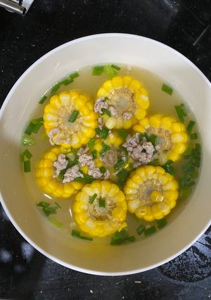 Hình của món Canh ngô ngọt thịt băm.