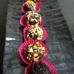 A picture of Dates nuts Laddu (khajoor nut laddu).