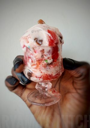 A picture of Watermelon jam ice cream.