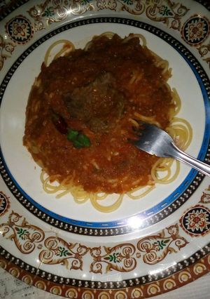 صورة لوصفة سباغيتي بصلصة الطماطم 😊