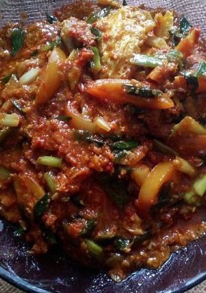 Foto resep Semur telor ceplok pedas