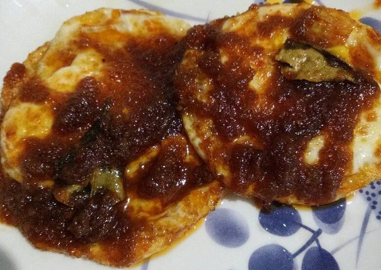 Telor Ceplok Pedas Manis