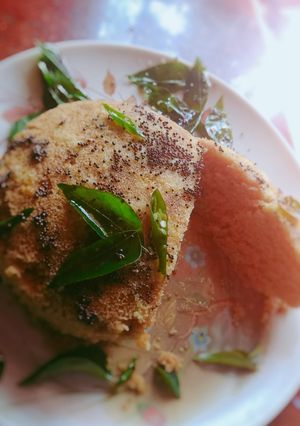 A picture of Suji dhokla.