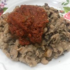 A picture of Stew and beans.