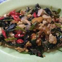 Tumis Bayam Telur Simple রেসিপির প্রধান ছবি