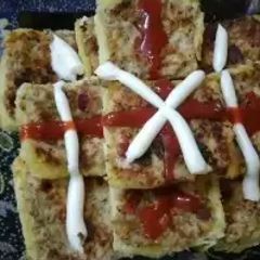 A picture of Chicken qeema bread.