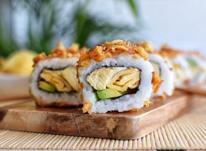 Foto principal de Maki sushi con pollo | Prepara sushi en casa | DarixLab