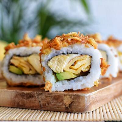 Maki sushi con pollo | Prepara sushi en casa | DarixLab Receta de Dari  Silva @darixlab- Cookpad