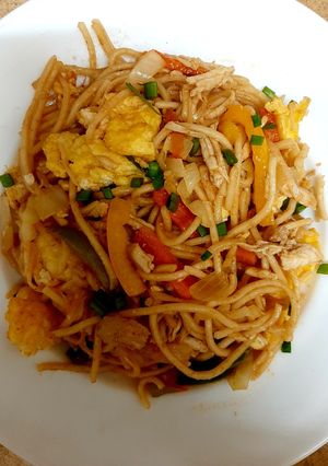 A picture of Smoky garlic chicken noodles 😊 #mycookbook.