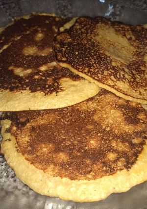 Una foto de Waffles de avena banana y miel