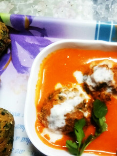 मेथी मलाइ कोफ्ता(methi malai kofta recipe in hindi) रेसिपी मुख्य फोटो