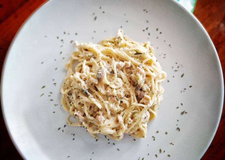 Siap Saji 65. Creamy Mushroom Pasta Praktis Enak