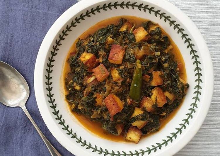 Simple Way to Make Spinach with Paneer (v) in 12 Minutes for Family