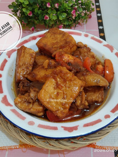 Foto resep Semur Ayam Tahu Rumahan