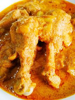 শাহী চিকেন কোরমা(Shahi Chicken Korma recipe in bengali) রেসিপির প্রধান ছবি