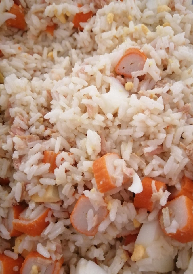 Una foto de Ensaladilla de arroz y pescado