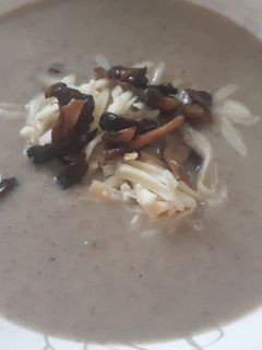 Gombakrémleves recept fotója