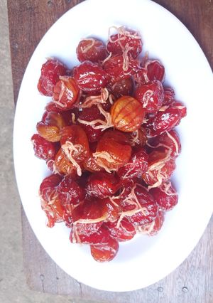 Hình của món Mứt mận.
