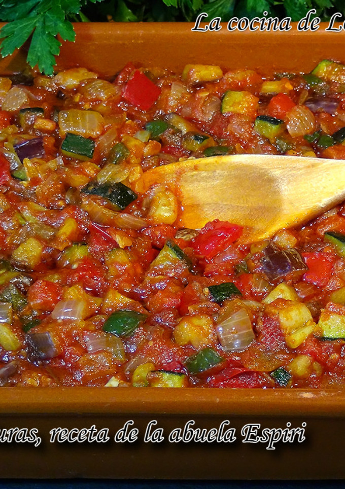 Una foto de Pisto de verduras, receta de la abuela Espiri (Fritada de verduras)