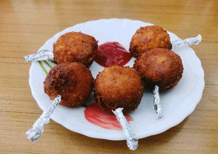 Crispy Paneer cheese Lolipop