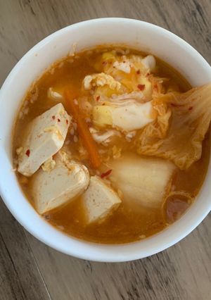 Foto resep Spicy Kimchi Stew (Kimchichigae)