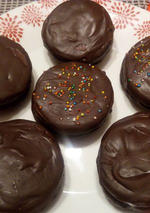 Una foto de Alfajores