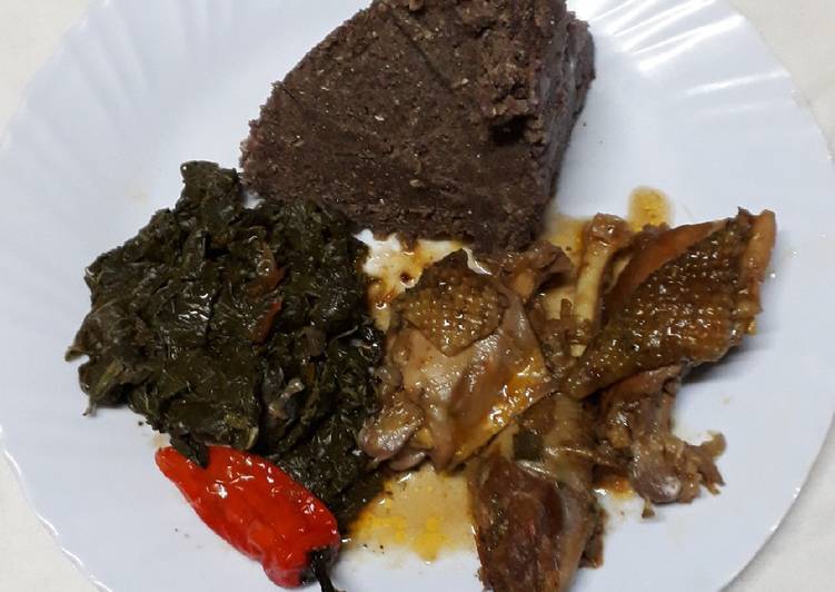 Recipe of Any-night-of-the-week Kuku Kienyeji Stew, Brown Ugali with Zisaga #4weekschallenge#