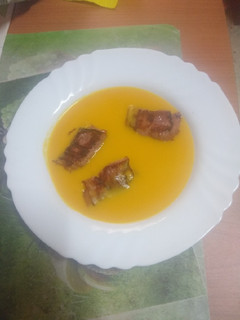 Una foto de Crema Halloween con bacon frito