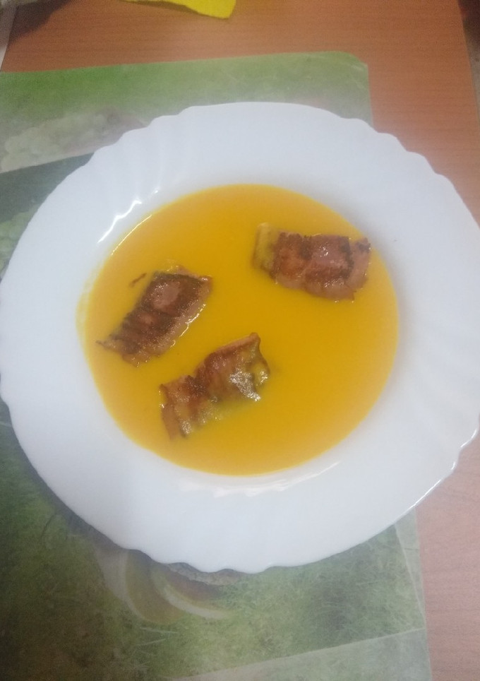 Una foto de Crema Halloween con bacon frito