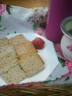 Una foto de Crackers integrales con semillas