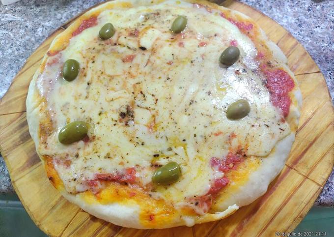 Pizza casera~ Receta de Gisela Pal- Cookpad