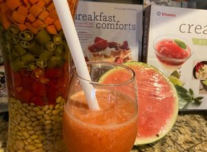 Hình của món Nước giải khát : dưa hấu và rau má.