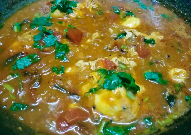 Recipe of Speedy Poached Egg curry