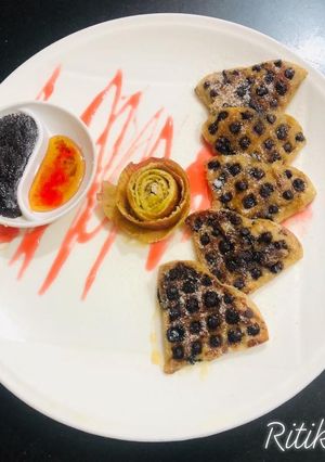 वैफल्स (Waffels recipe in hindi) रेसिपी मुख्य फोटो